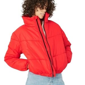 Wild Fable Red Cropped Puffer Jacket Size Large Stand Collar Zip Up Coat
